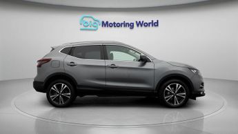 Nissan Qashqai DIG-T N-CONNECTA DCT