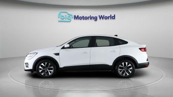 Renault Arkana ICONIC E-TECH