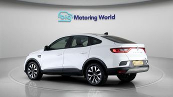Renault Arkana ICONIC E-TECH