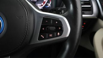 BMW iX3 M SPORT