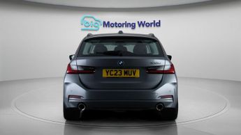 BMW 3 Series 330E SPORT