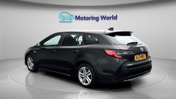Toyota Corolla ICON TECH