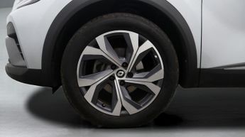 Renault Captur RS LINE E-TECH
