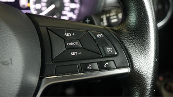 Nissan Juke DIG-T N-CONNECTA DCT