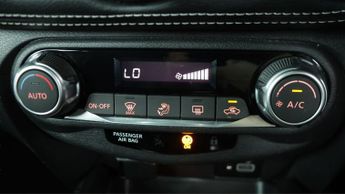 Nissan Juke DIG-T N-CONNECTA DCT