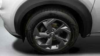 Nissan Juke DIG-T N-CONNECTA DCT