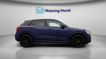 Audi Q2 TFSI S LINE BLACK EDITION