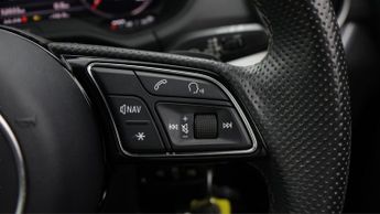 Audi Q2 TFSI S LINE BLACK EDITION