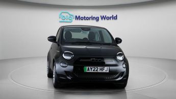 Fiat 500e ACTION