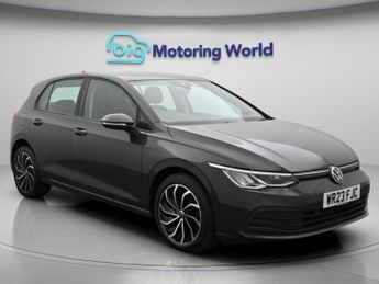Volkswagen Golf LIFE TSI