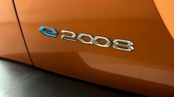 Peugeot E-2008 GT