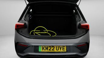 CUPRA Born V1