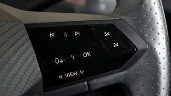 CUPRA Born V1