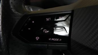 CUPRA Born V1