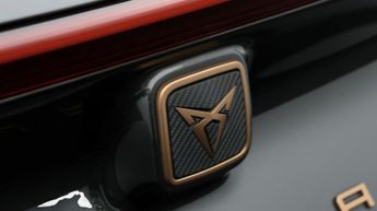CUPRA Born V1