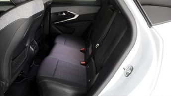Peugeot E-3008 GT