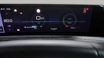 Peugeot E-3008 GT