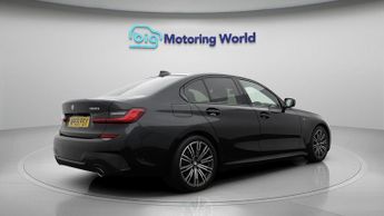 BMW 3 Series 320I M SPORT