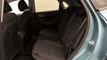 Hyundai KONA PREMIUM