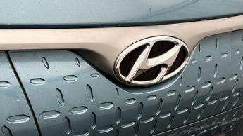 Hyundai KONA PREMIUM