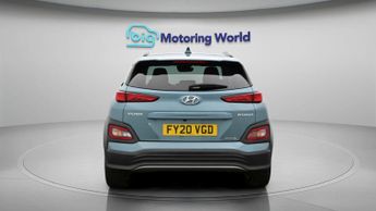 Hyundai KONA PREMIUM