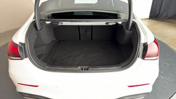 Mercedes-Benz A Class A 200 AMG LINE PREMIUM