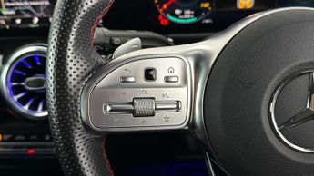 Mercedes-Benz EQB EQB 300 4MATIC AMG LINE