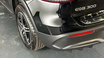 Mercedes-Benz EQB EQB 300 4MATIC AMG LINE