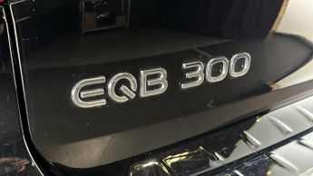 Mercedes-Benz EQB EQB 300 4MATIC AMG LINE