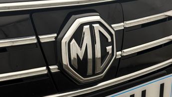 MG MG5 EXCLUSIVE