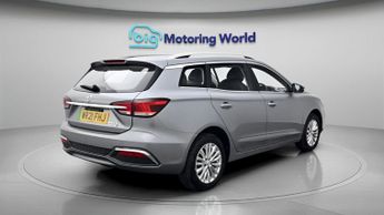 MG MG5 EXCLUSIVE