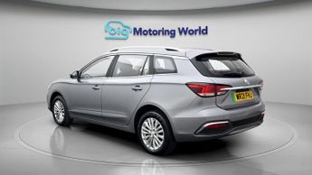 MG MG5 EXCLUSIVE