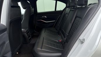 BMW 3 Series 320I M SPORT