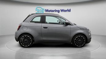 Fiat 500e C LA PRIMA
