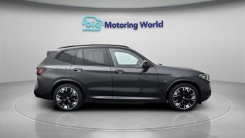 BMW iX3 M SPORT PRO
