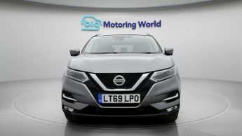 Nissan Qashqai DIG-T TEKNA DCT