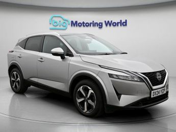 Nissan Qashqai DIG-T N-CONNECTA DCT