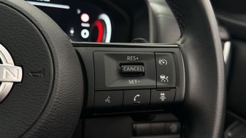 Nissan Qashqai DIG-T N-CONNECTA DCT