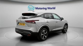 Nissan Qashqai DIG-T N-CONNECTA DCT