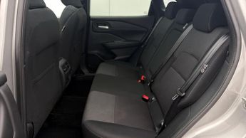Nissan Qashqai DIG-T N-CONNECTA DCT