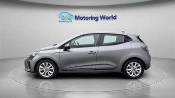 Renault Clio EVOLUTION E-TECH