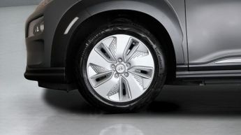 Hyundai KONA PREMIUM SE