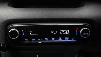 Toyota Yaris ICON
