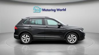 Volkswagen Tiguan LIFE TSI DSG