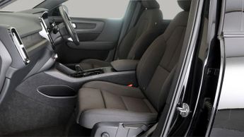Volvo C40 RECHARGE CORE