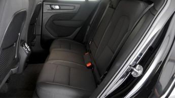 Volvo C40 RECHARGE CORE