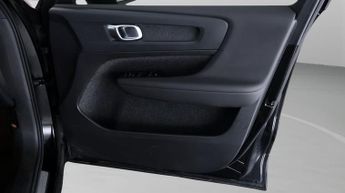 Volvo C40 RECHARGE CORE