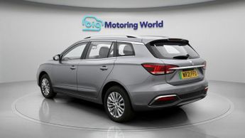 MG MG5 EXCLUSIVE