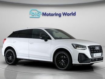 Audi Q2 TFSI S LINE BLACK EDITION