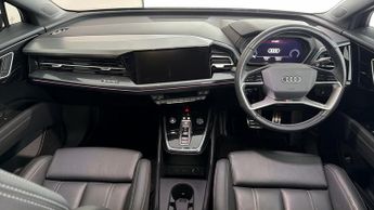 Audi Q4 e-tron S LINE